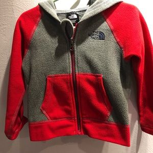 NORTHFACE LIGHT WEIGHT FLEECE COAT